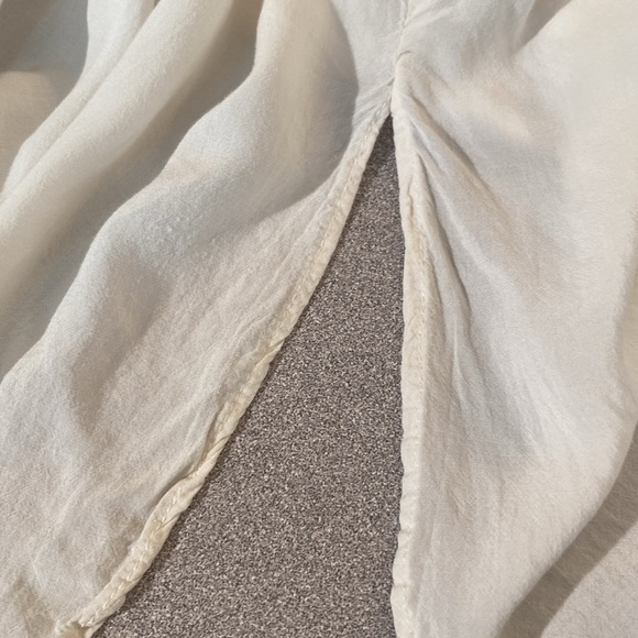 Alic Kris - Long sleeve cream blouse. Size L - Picture 5 of 8